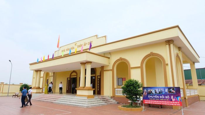Việc sắp xếp thôn, tổ dân phố sẽ góp phần nâng cao hiệu quả tự quản tại khu dân trên địa bàn xã Sóc Sơn. Ảnh: Tùng Nguyễn.