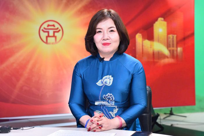 Bà Lê Thị Bích Thảo, Phó Trưởng phòng Văn hóa - Xã hội xã Sơn Đồng, thành phố Hà Nội trao đổi tại Chương trình. Ảnh: Phan Anh