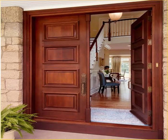 Đối với những ngôi nhà có diện tích phía trước hạn chế, cửa mở vào trong là lựa chọn lý tưởng.