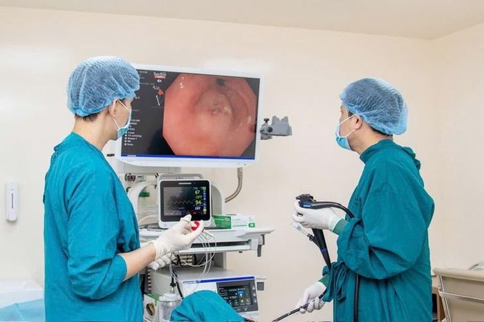 Không chỉ đáp ứng nhu cầu khám chữa bệnh chất lượng cao, khu vực y tế tư nhân còn có nhiều dư địa tham gia chăm sóc sức khỏe cho người dân.