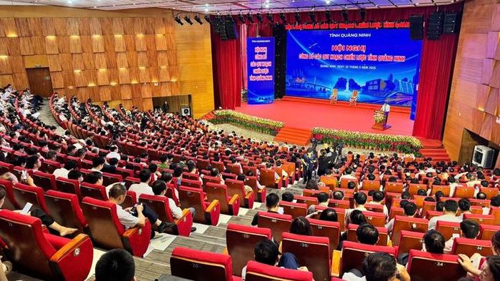 Quang cảnh hội nghị.