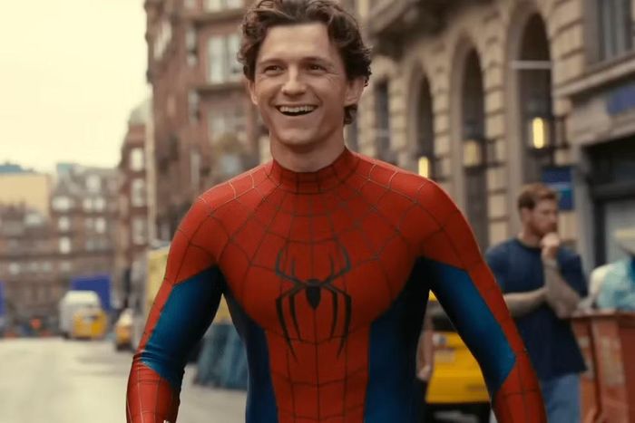 Tạo hình của Tom Holland trong bộ giáp mới. Ảnh: Sony Pictures
