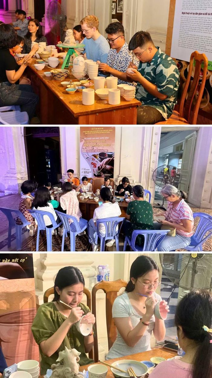 Khách tham quan hào hứng trải nghiệm hoạt động vẽ tranh trên gốm dưới sự hướng dẫn của nghệ nhân tại không gian tuần lễ. (Ảnh: Bảo tàng Thành phố Hồ Chí Minh)