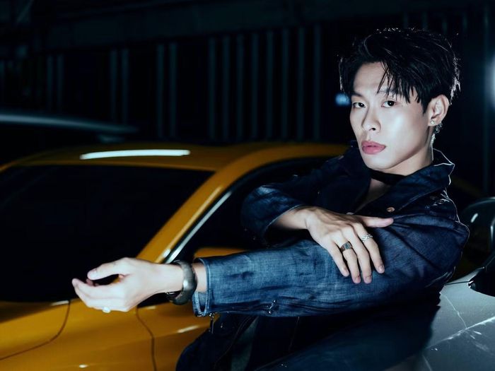 Sự thay đổi trong hình ảnh nghệ sĩ của HURRYKNG chuyển bước rõ rệt hậu Say Hi.