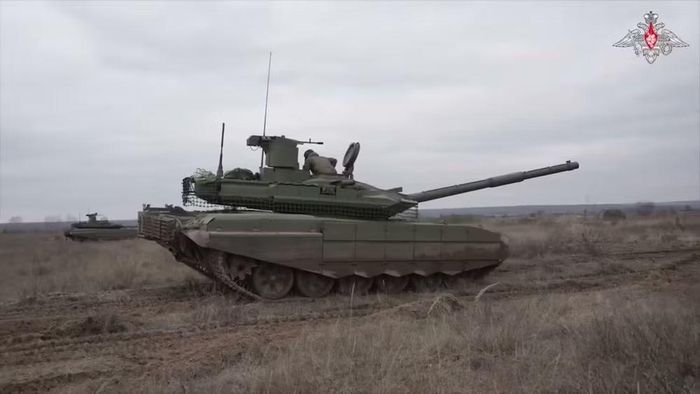 Tập đoàn công nghệ nhà nước Rostec nói rõ, xe tăng chiến đấu chủ lực (MBT) T-90M Proryv đang được liên tục hiện đại hóa dựa trên phản hồi từ các quân nhân đang hoạt động tại chiến trường Ukraine.