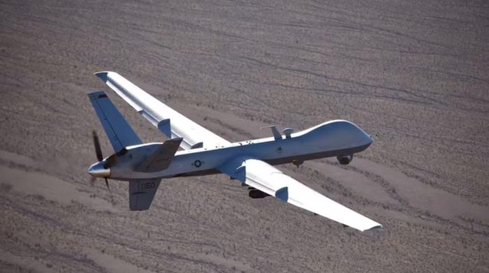 Máy bay không người lái MQ-9 Reaper do tập đoàn General Atomics của Mỹ phát triển, có thể hoạt động ở độ cao trên 15.000 mét với thời gian bay liên tục tới 24 giờ.