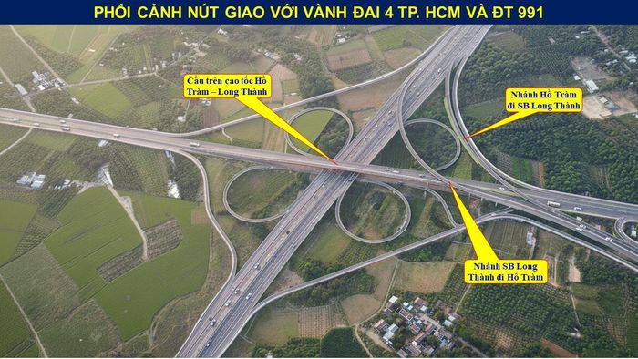 Điểm đầu của tuyến kết nối với đường Vành đai 4 TP.HCM và ĐT.991 tại phường Tân Thành. Với chủ trương đầu tư đã được HĐND TP.HCM thông qua ngày 19/6, tổng mức đầu tư dự án khoảng 46.918 tỷ đồng, triển khai theo phương thức đối tác công - tư (PPP), loại hợp đồng BT (Xây dựng - Chuyển giao), thời gian thực hiện giai đoạn 2026-2029.