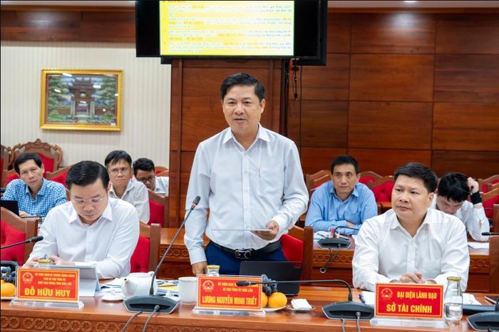  Bí thư Tỉnh ủy Đắk Lắk Lương Nguyễn Minh Triết thống nhất định hướng triển khai dự án cao tốc Phú Yên - Đắk Lắk theo hình thức PPP. Ảnh: Đèo Cả. 