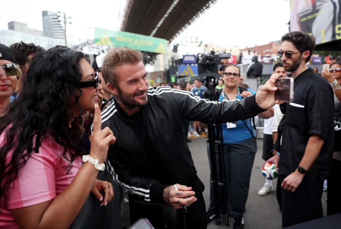  David Beckham được dự đoán thu về hơn 23 triệu USD từ các hợp đồng quảng cáo tại World Cup 2026. Ảnh: Jordan Tovin/Reuters.