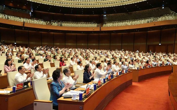 Các đại biểu dự Hội nghị tại Hội trường Diên Hồng