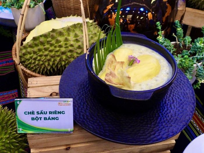 Những món ăn được chế biến từ sầu riêng Đắk Lắk gây ấn tượng bởi sự sáng tạo, hấp dẫn và tinh tế