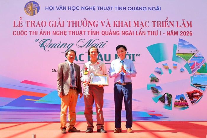 Tác phẩm "Niềm vui ngày hè" của tác giả Lê Minh Thể đoạt giải Nhất cuộc thi ảnh Marathon năm 2026