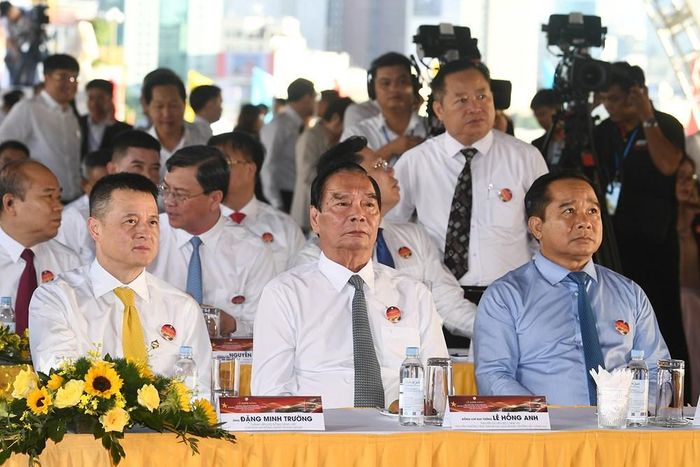 Lãnh đạo Trung ương và TP.HCM tham dự lễ khởi công