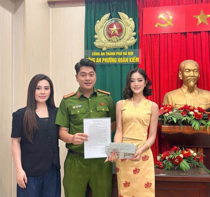 Công an phường Hoàn Kiếm đã trao trả cho tân "Miss Multicultural World 2026" Soe Myintzu Lwin tài sản thất lạc