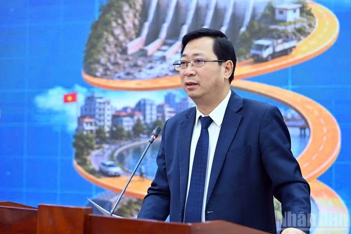 Phó Chủ tịch Ủy ban Trung ương Mặt trận Tổ quốc Việt Nam Cao Xuân Thạo phát biểu ý kiến tại buổi lễ.