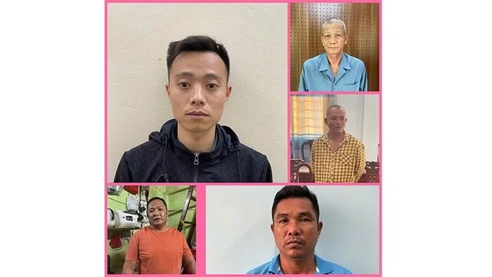 Năm đối tượng tại cơ quan Công an.