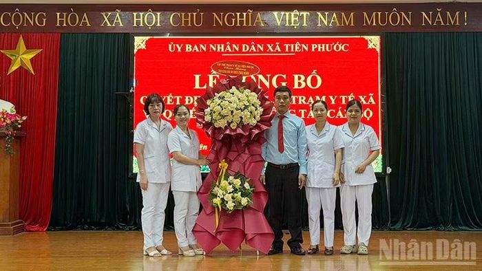 Trạm y tế xã Tiên Phước được thành lập với nhân sự 27 người.