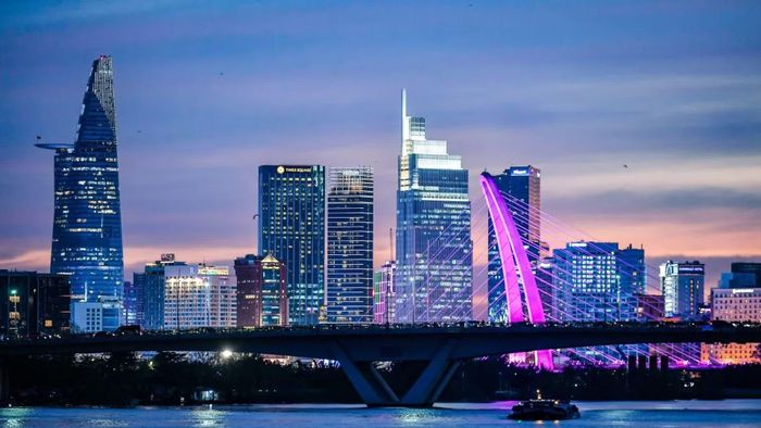 Một Thành phố Hồ Chí Minh năng động, hiện đại, đang mạnh mẽ bước vào kỷ nguyên mới. (Ảnh: THÀNH ĐẠT)