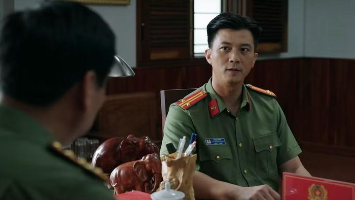 Diễn viên Hà Việt Dũng trong một cảnh trong phim.