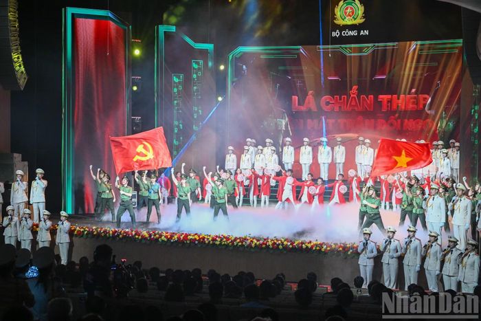 Chương trình nghệ thuật mở đầu Lễ kỷ niệm 80 năm Ngày truyền thống lực lượng An ninh đối ngoại anh hùng (12/7/1946-12/7/2026) và đón nhận Huân chương Hồ Chí Minh.