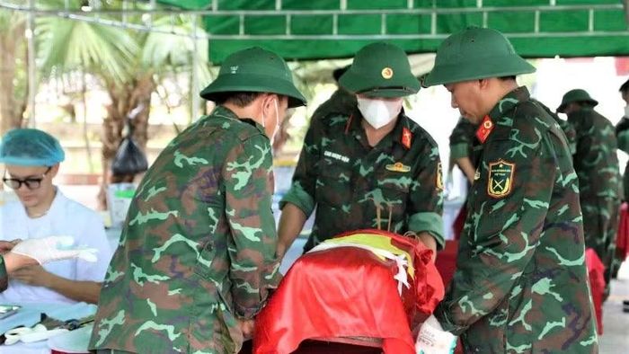 Nghĩa trang liệt sĩ xã Đô Lương là nghĩa trang thứ 5 được lấy mẫu. Đây là nghĩa trang có số lượng mộ chưa rõ thông tin lớn nhất toàn tỉnh Nghệ An.
