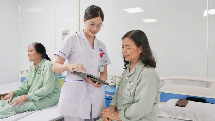 Bệnh viện Hữu Nghị sẵn sàng triển khai quy định mới về thanh toán khám, chữa bệnh bảo hiểm y tế với bệnh nhân ngoại trú từ ngày 1-7-2026.