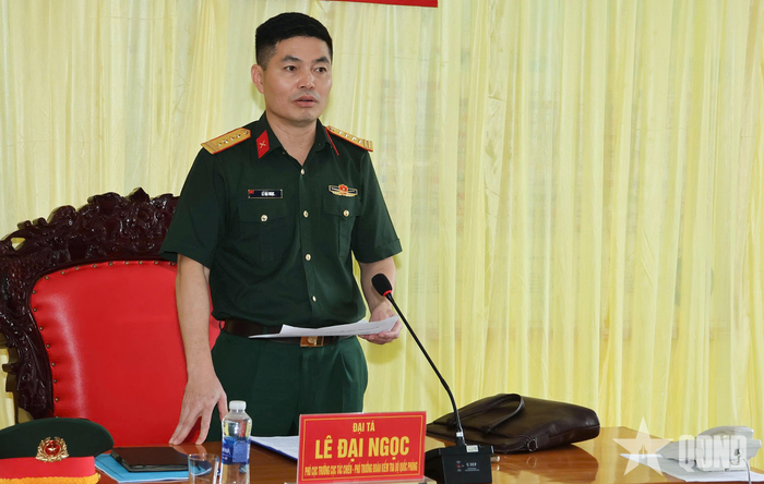 Đại tá Lê Đại Ngọc, Phó cục trưởng Cục Tác chiến (Bộ Tổng Tham mưu), Phó trưởng đoàn kiểm tra số 2 phát biểu.