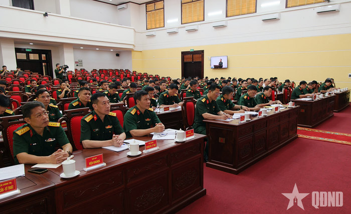 Các đại biểu dự hội nghị tại điểm cầu trung tâm.
