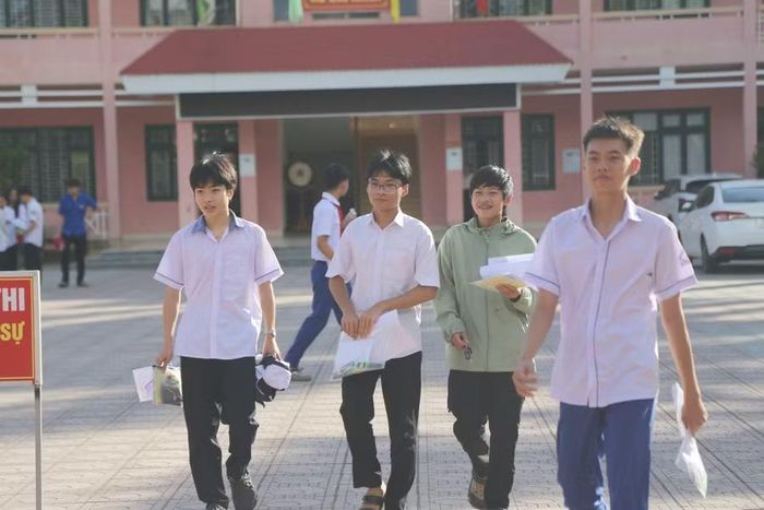 Ngành Giáo dục Quảng Trị đã đề ra các giải pháp thích hợp để giải quyết áp lực tuyển sinh.