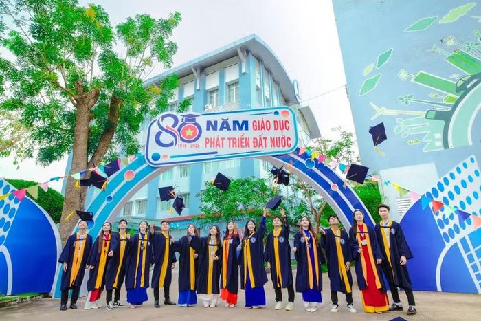 Nhiều ngành học Trường ĐH Đồng Tháp áp dụng chính sách học bổng của Chính phủ.