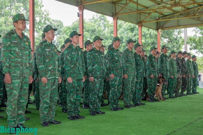 Bộ Tư lệnh Bộ đội Biên phòng tổ chức Lễ xuất quân Đội công tác Bộ đội Biên phòng Việt Nam tham gia hỗ trợ khắc phục hậu quả động đất tại Venezuela. Ảnh: Quang Thanh