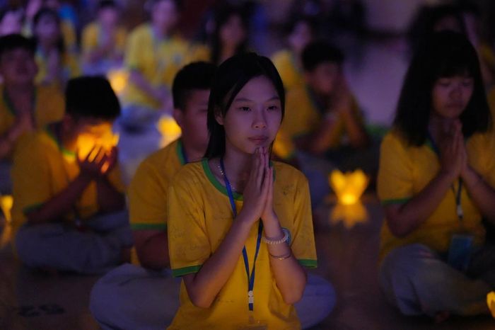 Mỗi người cần giữ cho mình những khoảng thời gian nghỉ ngơi cho tâm trí, không bị công nghệ chi phối để có một đời sống lành mạnh. Ảnh: Chùa Khai Nguyên