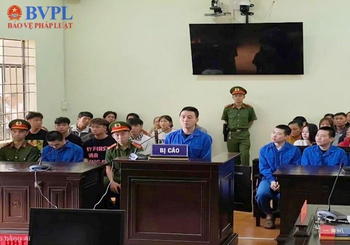 Hình ảnh tại một phiên tòa xét xử vụ án ma túy.