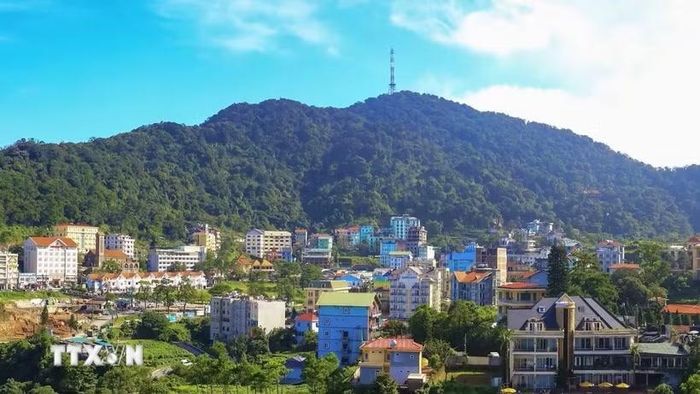 Hạ tầng, cơ sở lưu trú tại Khu du lịch Tam Đảo, Phú Thọ ngày càng được đầu tư, phát triển. (Ảnh: Nguyễn Thảo/TTXVN)