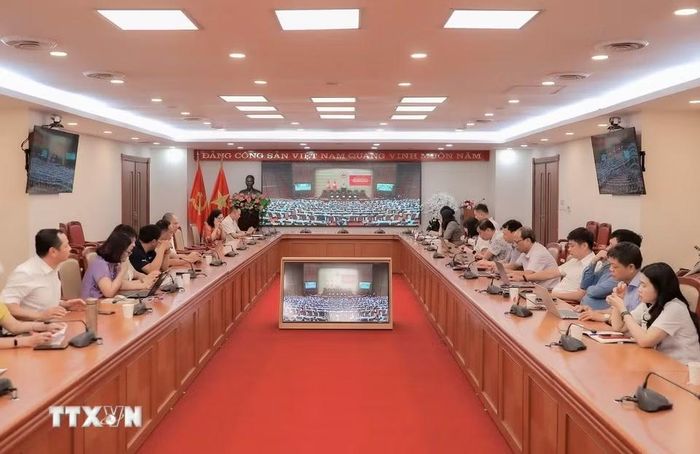 Đại biểu tham dự hội nghị trực tuyến tại điểm cầu Thông tấn xã Việt Nam. (Ảnh: Thành Phương/TTXVN)