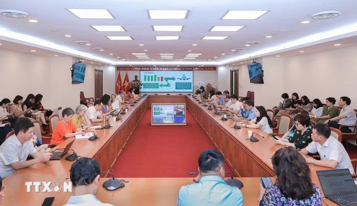 Đại biểu tham dự hội nghị trực tuyến tại điểm cầu Thông tấn xã Việt Nam. (Ảnh: Thành Phương/TTXVN)
