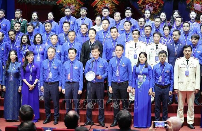 Ban Chấp hành, Ban Thường vụ, Ban Bí thư Trung ương Đoàn khóa XIII, nhiệm kỳ 2026 - 2031 ra mắt Đại hội, đồng chí Bí thư thứ nhất Ban Chấp hành Trung ương Đoàn khóa XIII Bùi Quang Huy thay mặt Ban Chấp hành phát biểu nhận nhiệm vụ. Ảnh: Minh Đức/TTXVN