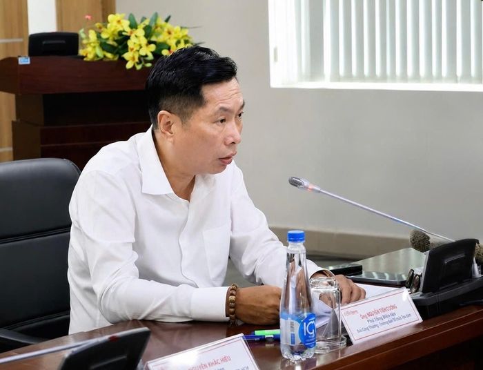 Ông Nguyễn Thành Nam, Phó Cục trưởng Cục Quản lý và Phát triển thị trường trong nước (Bộ Công Thương) trao đổi tại tọa đàm với chủ đề “Xăng E10: Hiểu đúng, dùng tốt” trong ngày 30/6 tại TP Hồ Chí Minh.