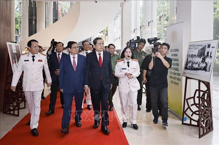 Chủ tịch Quốc hội Trần Thanh Mẫn và nguyên Thủ tướng Phạm Minh Chính dự Lễ kỷ niệm. Ảnh: Doãn Tấn/TTXVN