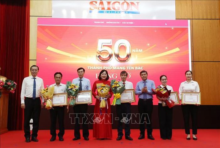 Các tập thể và cá nhân được trao tặng Bằng khen cho thành tích xuất sắc trong tổ chức triển khai, thực hiện Đề án tổ chức Phong trào thi đua sáng tạo và các giải thưởng sáng tạo TP. Hồ Chí Minh giai đoạn 2021 - 2025.