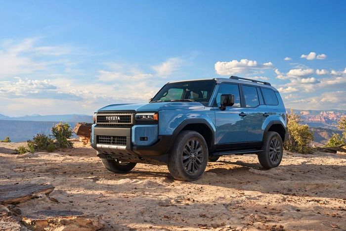 Land Cruiser Prado 2024. Ảnh: Toyota