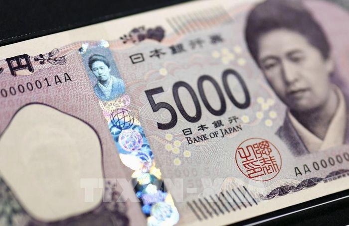 Đồng tiền mệnh giá 5.000 yen của Nhật Bản. Ảnh: Kyodo/TTXVN