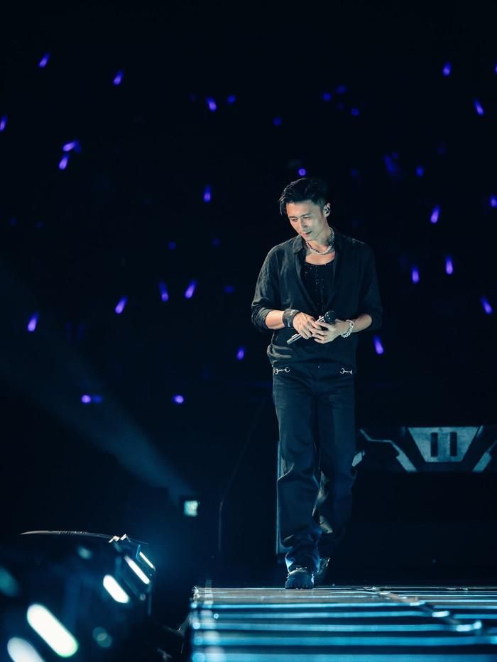 Tạ Đình Phong trên sân khấu Evolution Nic Live (Ảnh: IG Nicholas Tse) 