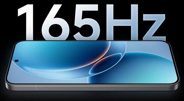 Redmi K90 Ultra được trang bị màn hình AMOLED phẳng 6,83 inch, độ phân giải 1,5K (2.772 × 1.280 pixel), tần số quét 165 Hz