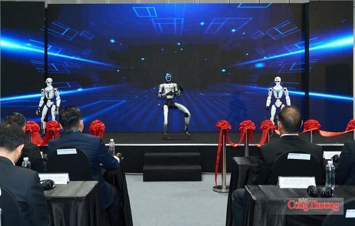 Màn trình diễn của robot gây ấn tượng tại triển lãm.