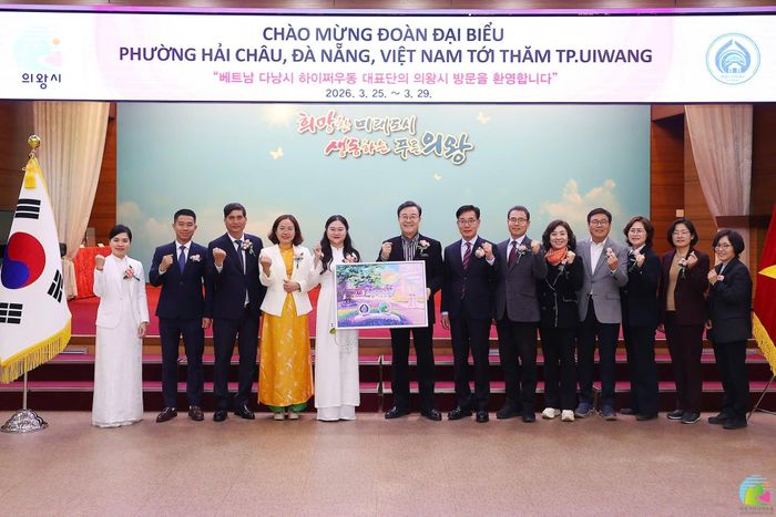 Thành phố Đà Nẵng xây dựng kế hoạch triển khai Chiến lược truyền thông quảng bá hình ảnh Việt Nam ra nước ngoài. Trong ảnh: Đoàn lãnh đạo phường Hải Châu thăm và làm việc tại thành phố Uiwang, tỉnh Gyeonggi, Hàn Quốc vào tháng 3/2026. Ảnh: Địa phương cung cấp