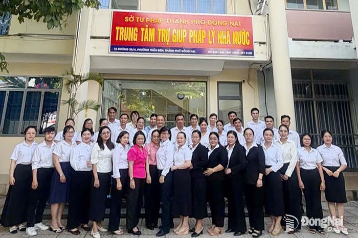 Trung tâm trợ giúp pháp lý Nhà nước thành phố Đồng Nai sau hợp nhất có 38 viên chức. Ảnh: Duy Tân