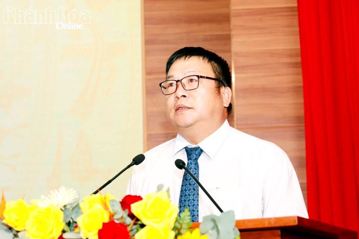 Đồng chí Võ Hoàn Hải - Trưởng Ban Tuyên giáo và Dân vận Tỉnh ủy, Phó Trưởng Ban Tổ chức hội thi phát biểu tổng kết hội thi.