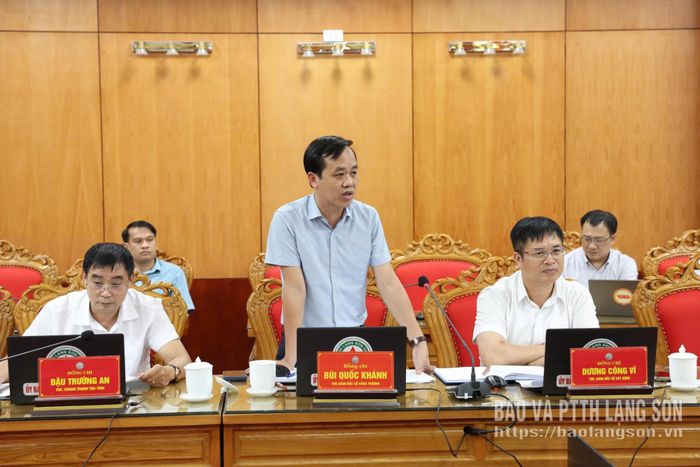 Lãnh đạo Sở Công Thương phát biểu ý kiến tại cuộc họp