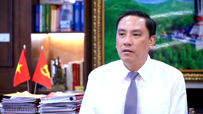 Đồng chí Hoàng Giang - Phó Bí thư Thường trực Tỉnh ủy, Chủ tịch HĐND tỉnh Lào Cai, Phó Trưởng Ban Thường trực Ban Chỉ đạo phát triển khoa học, công nghệ, đổi mới sáng tạo và chuyển đổi số tỉnh.